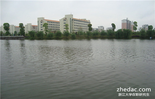 2017年浙江大學(xué)在職研究生考試通過率高嗎？ 